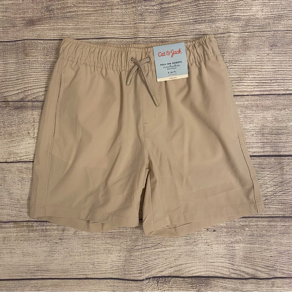 NWT Cat & Jack shorts size S 6/7